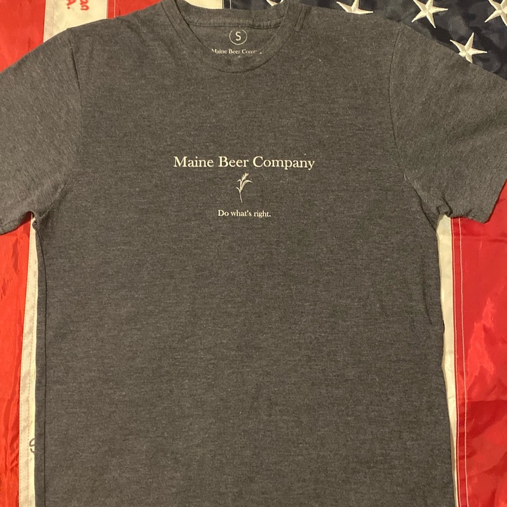 Maine Beer Company tee. Very comfortable material.